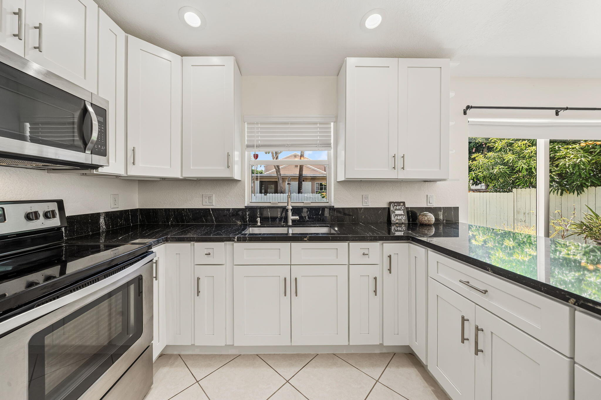 6196 Azalea Circle