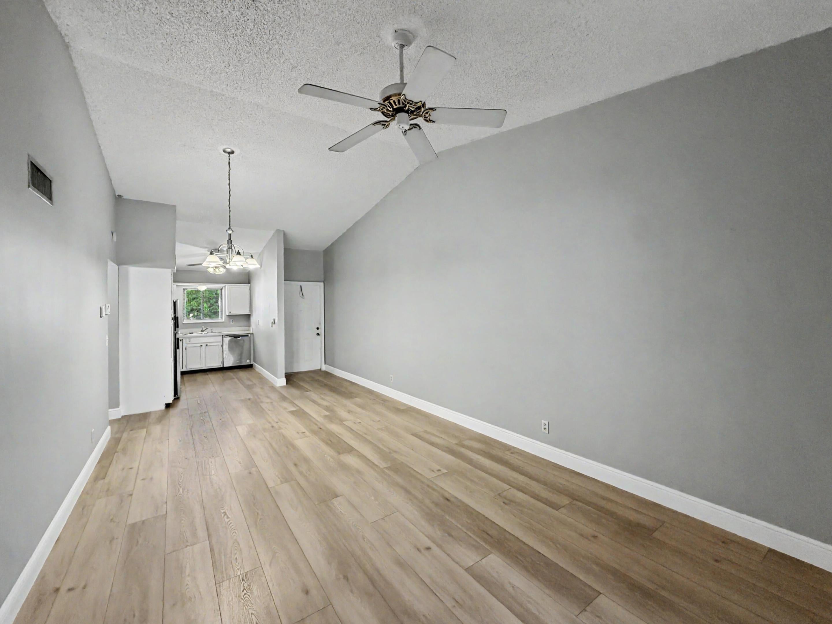 330 Palmwood Place 210