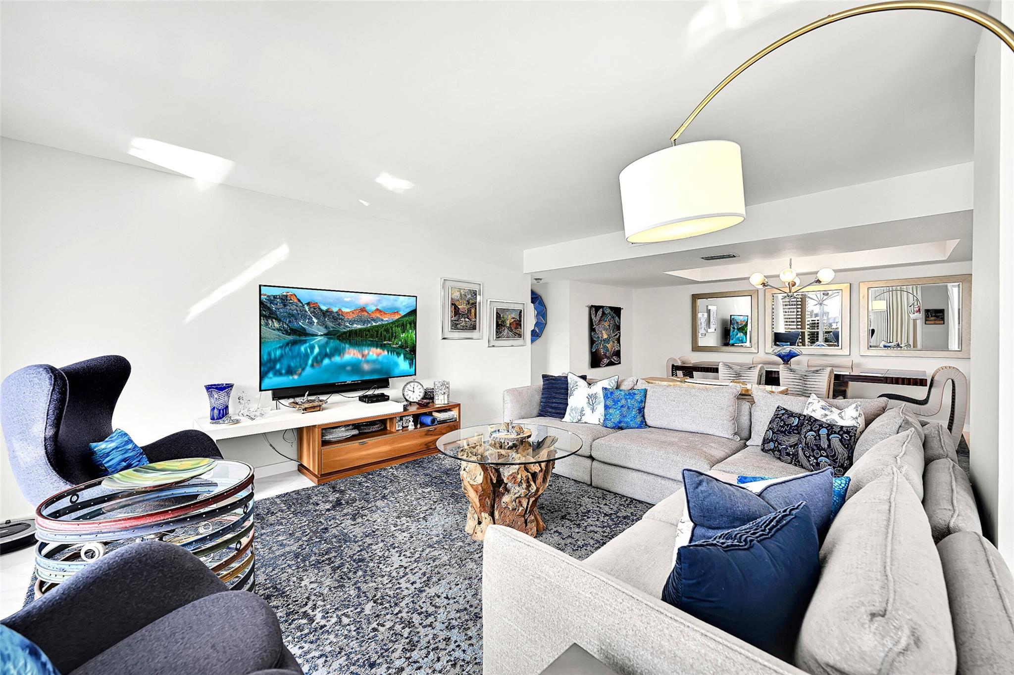 LA MER ESTATES WEST CONDO - Residential