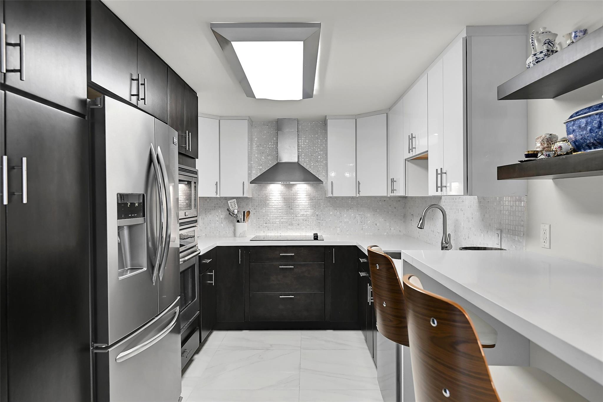 LA MER ESTATES WEST CONDO - Residential