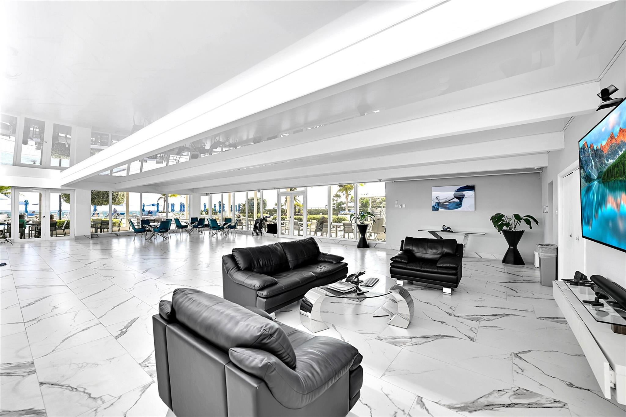 LA MER ESTATES WEST CONDO - Residential