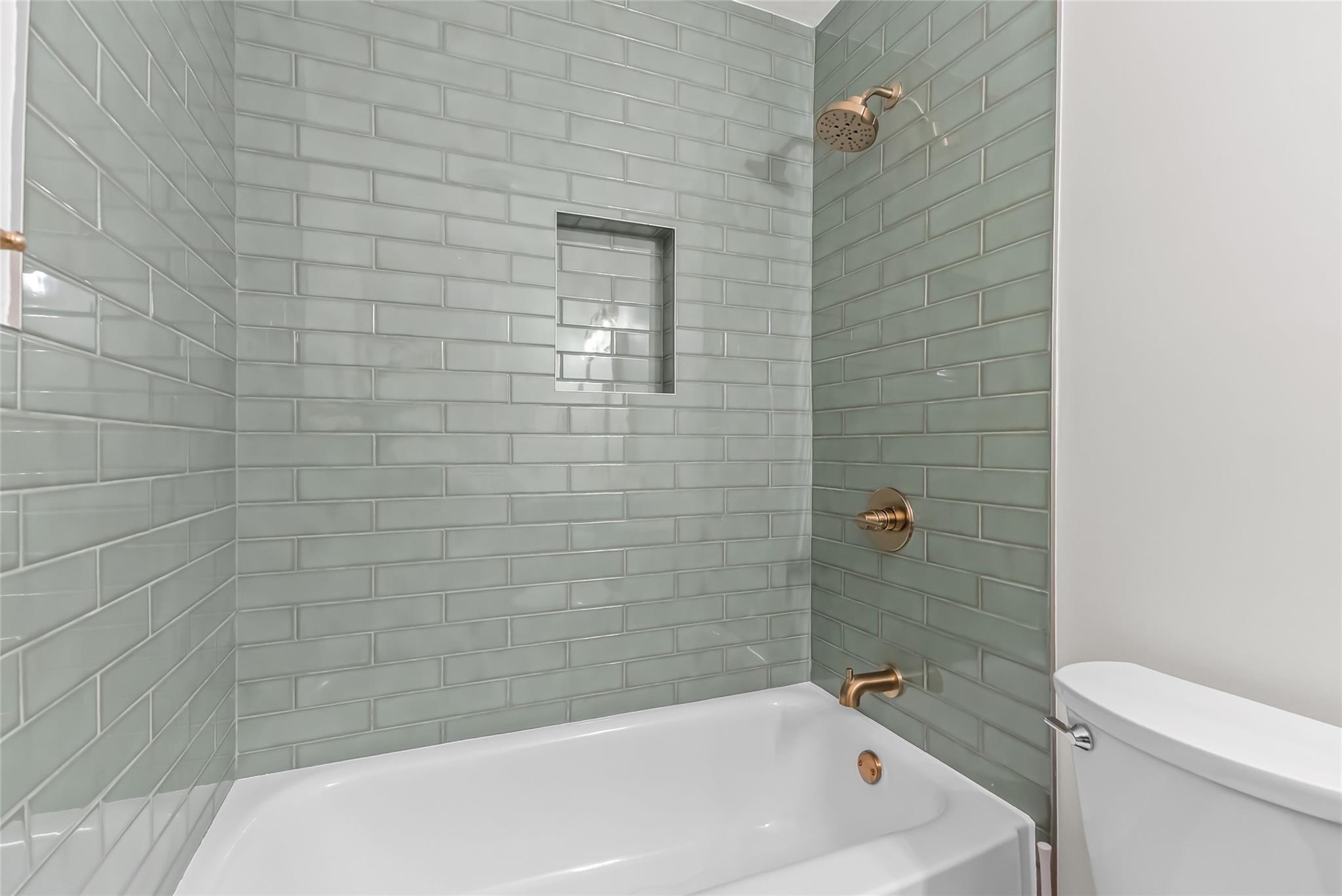 NORTH PALM BEACH VILLAGE - Residential Lease