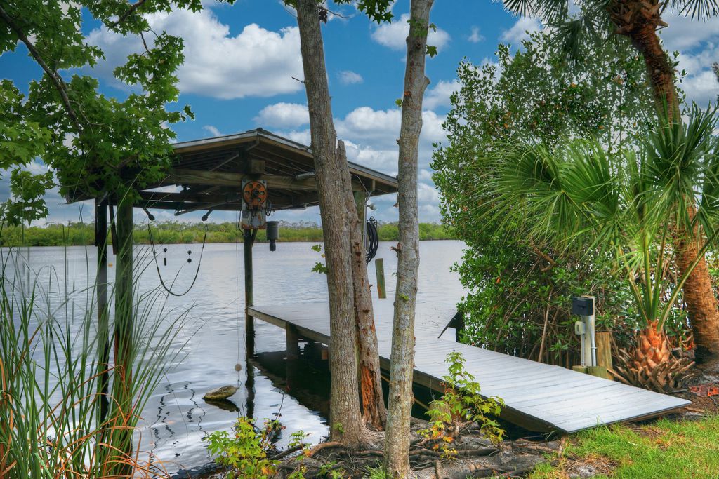Photo of 12365 Roseland Road, Sebastian, FL 32958 (MLS # R11010442)