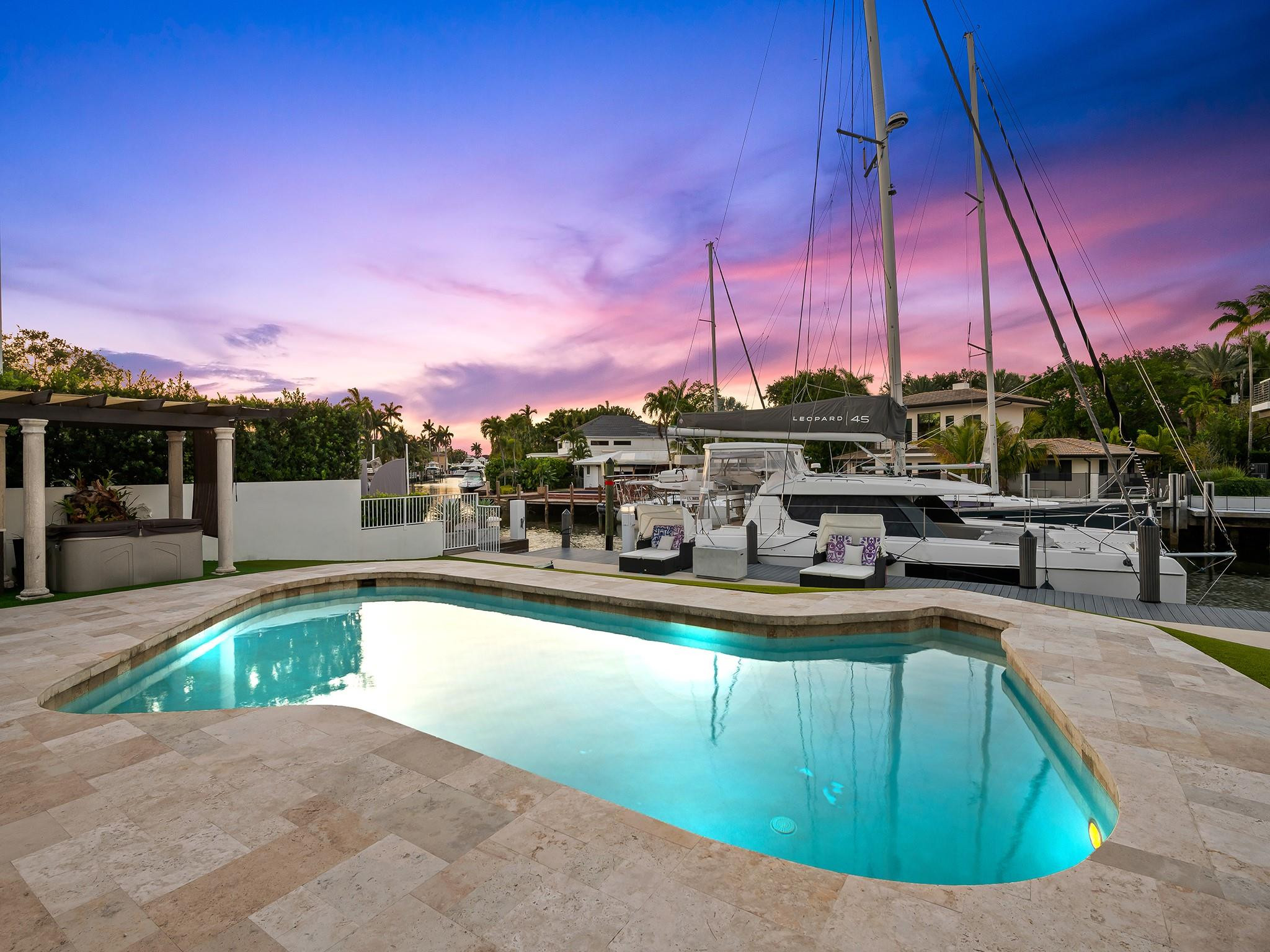 Seven Isles - Residential