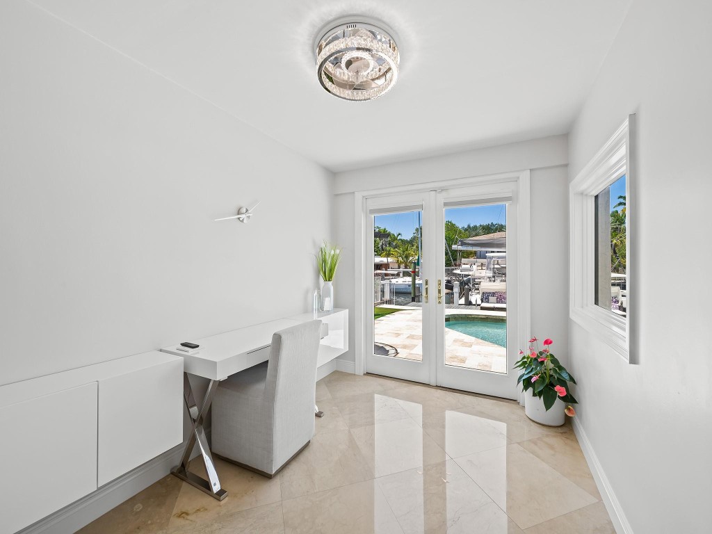 Seven Isles - Residential