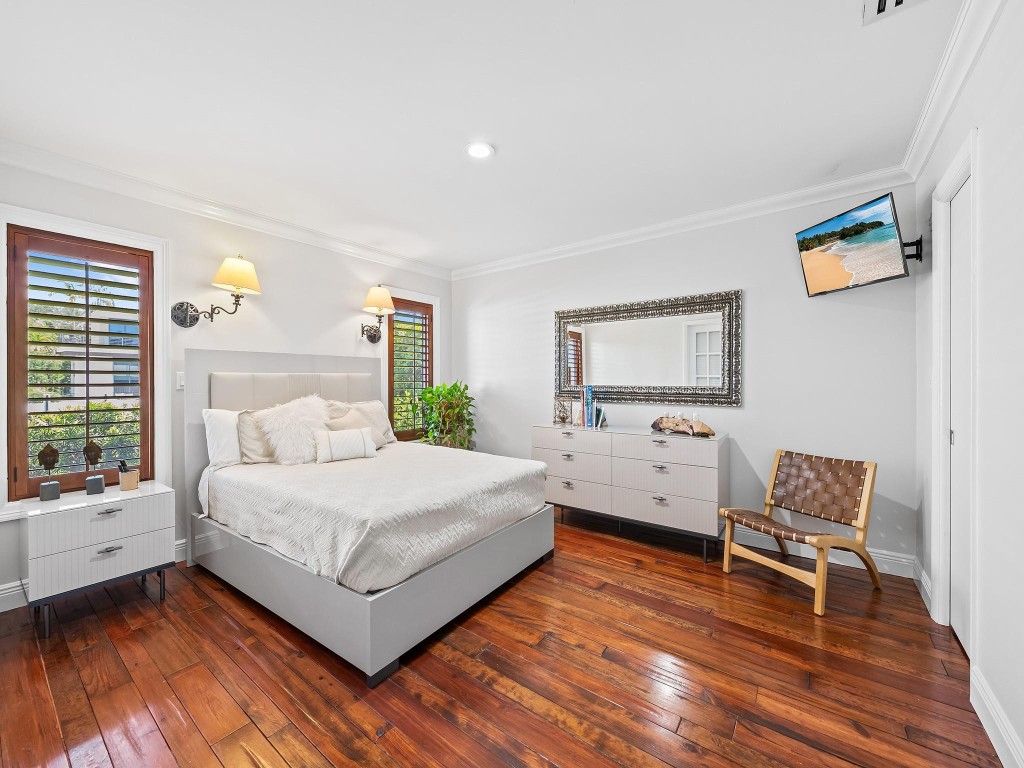 Seven Isles - Residential