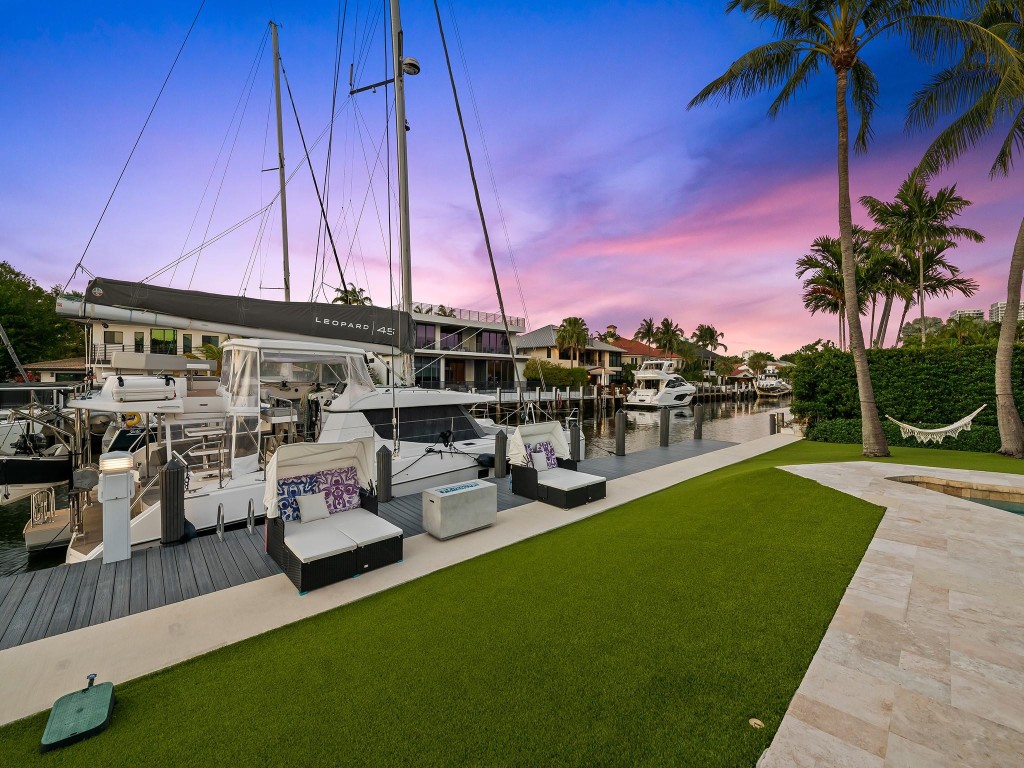 Seven Isles - Residential