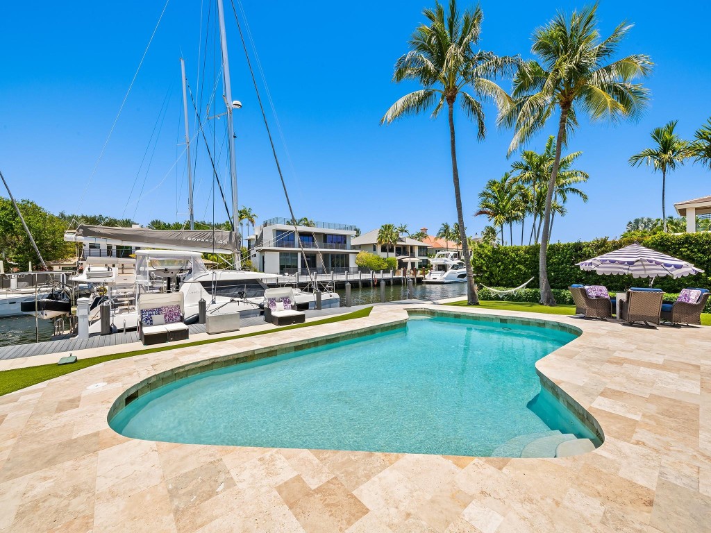 Seven Isles - Residential