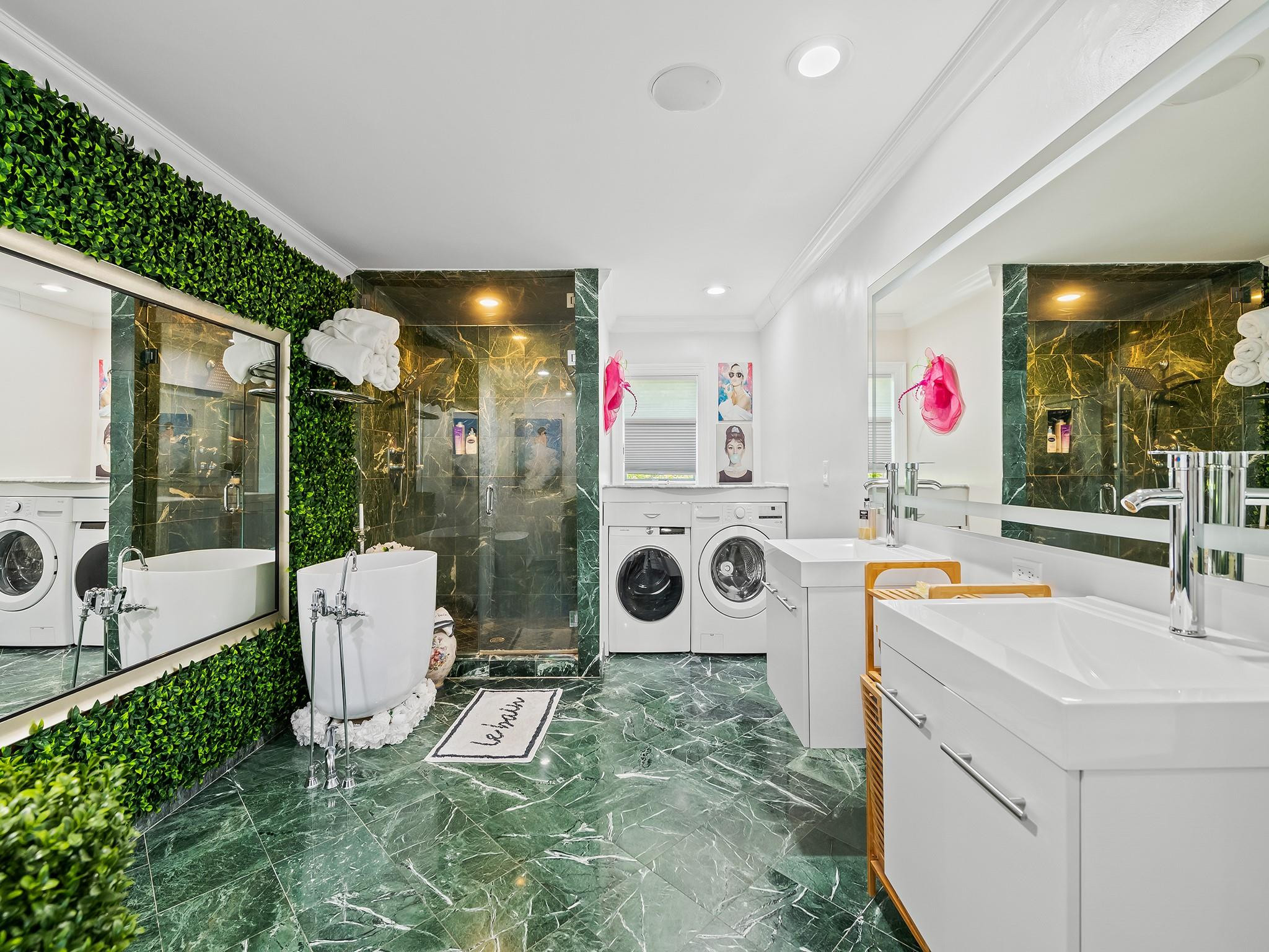 Seven Isles - Residential