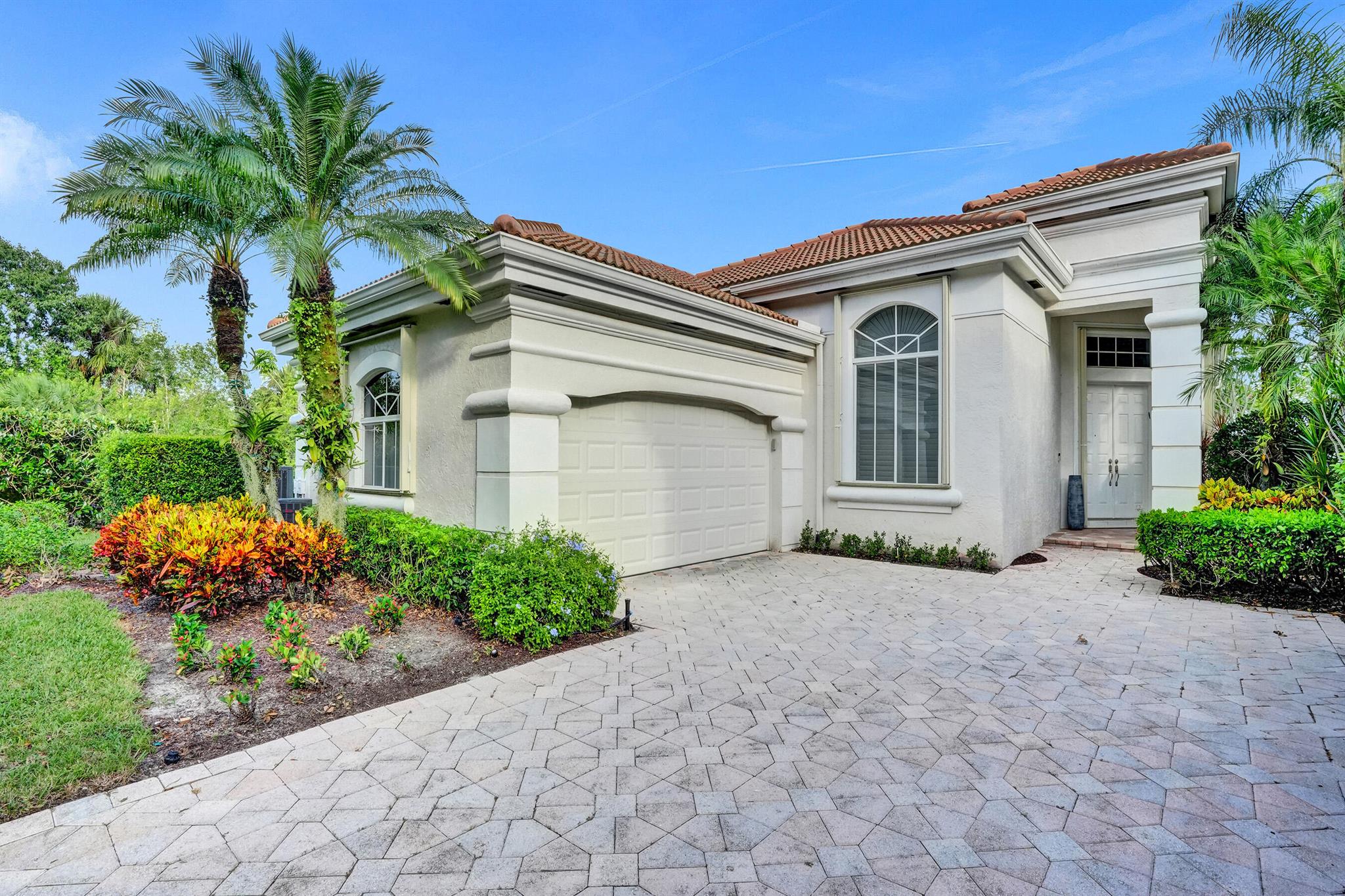 Cayman Isle - Residential Lease