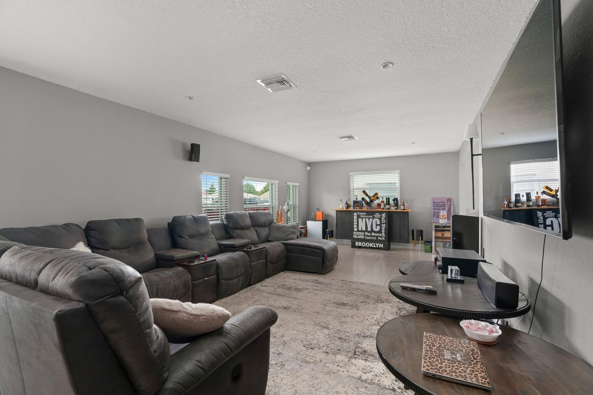 WESTWOOD COMMUNITY 4 - Residential