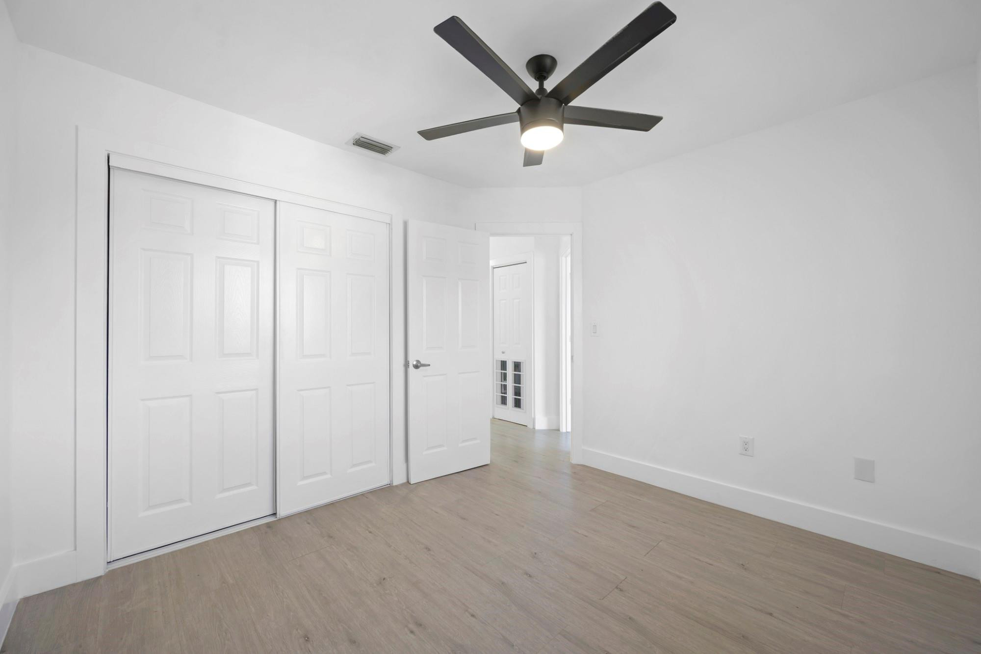 VISTA ALEGRE TOWNHOMES VI - Residential