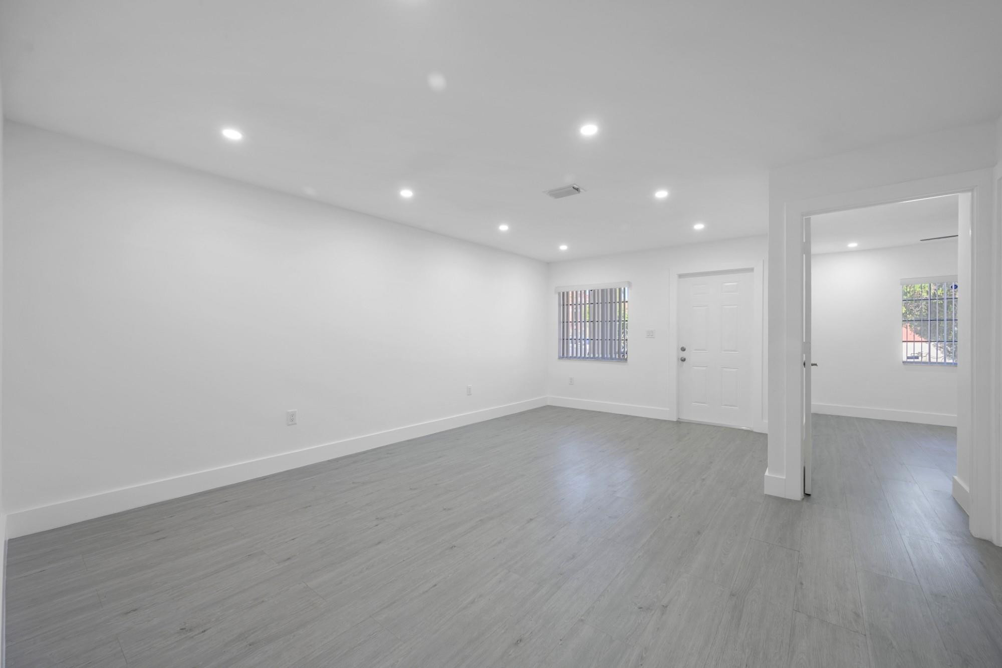 VISTA ALEGRE TOWNHOMES VI - Residential