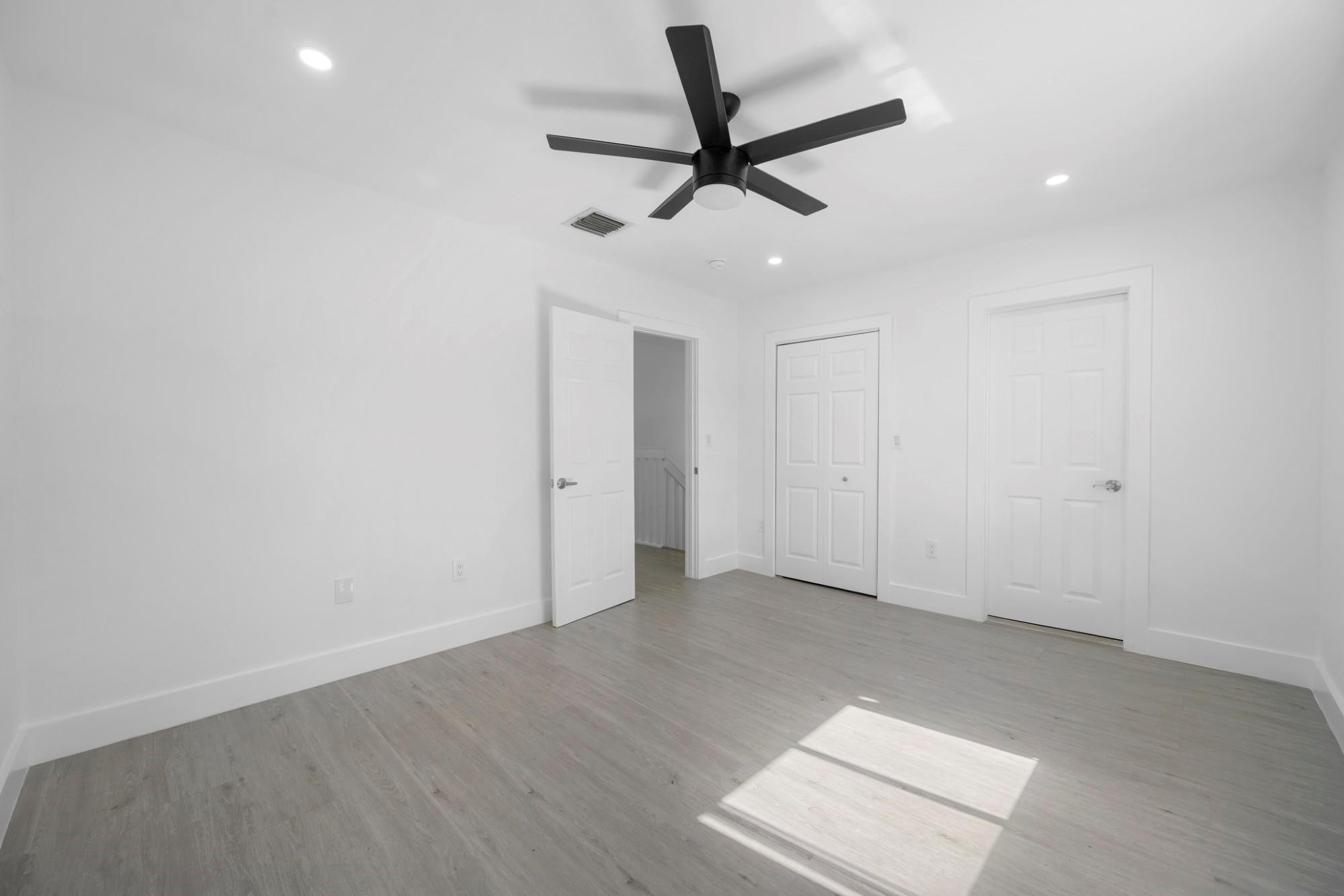 VISTA ALEGRE TOWNHOMES VI - Residential