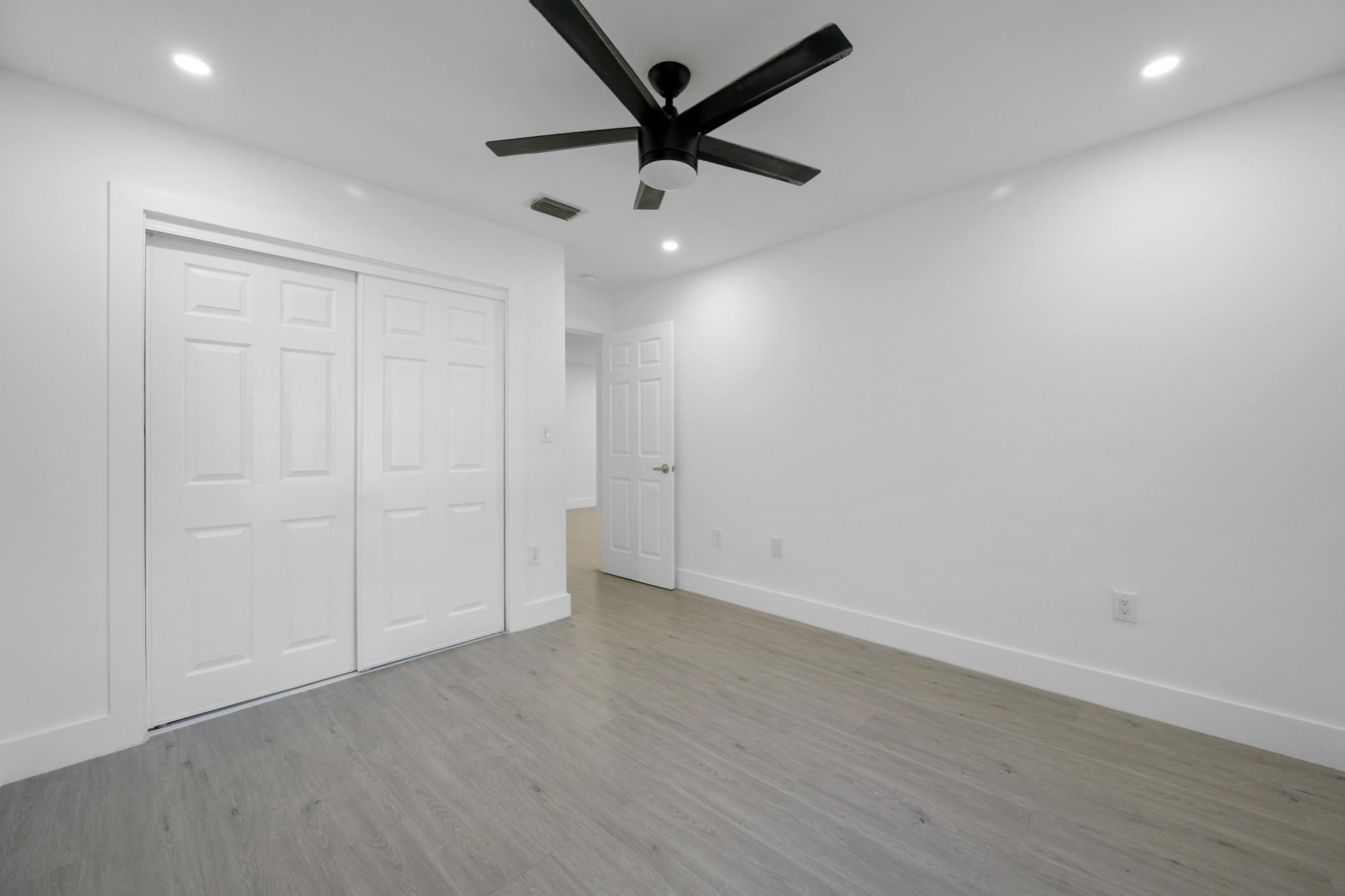 VISTA ALEGRE TOWNHOMES VI - Residential