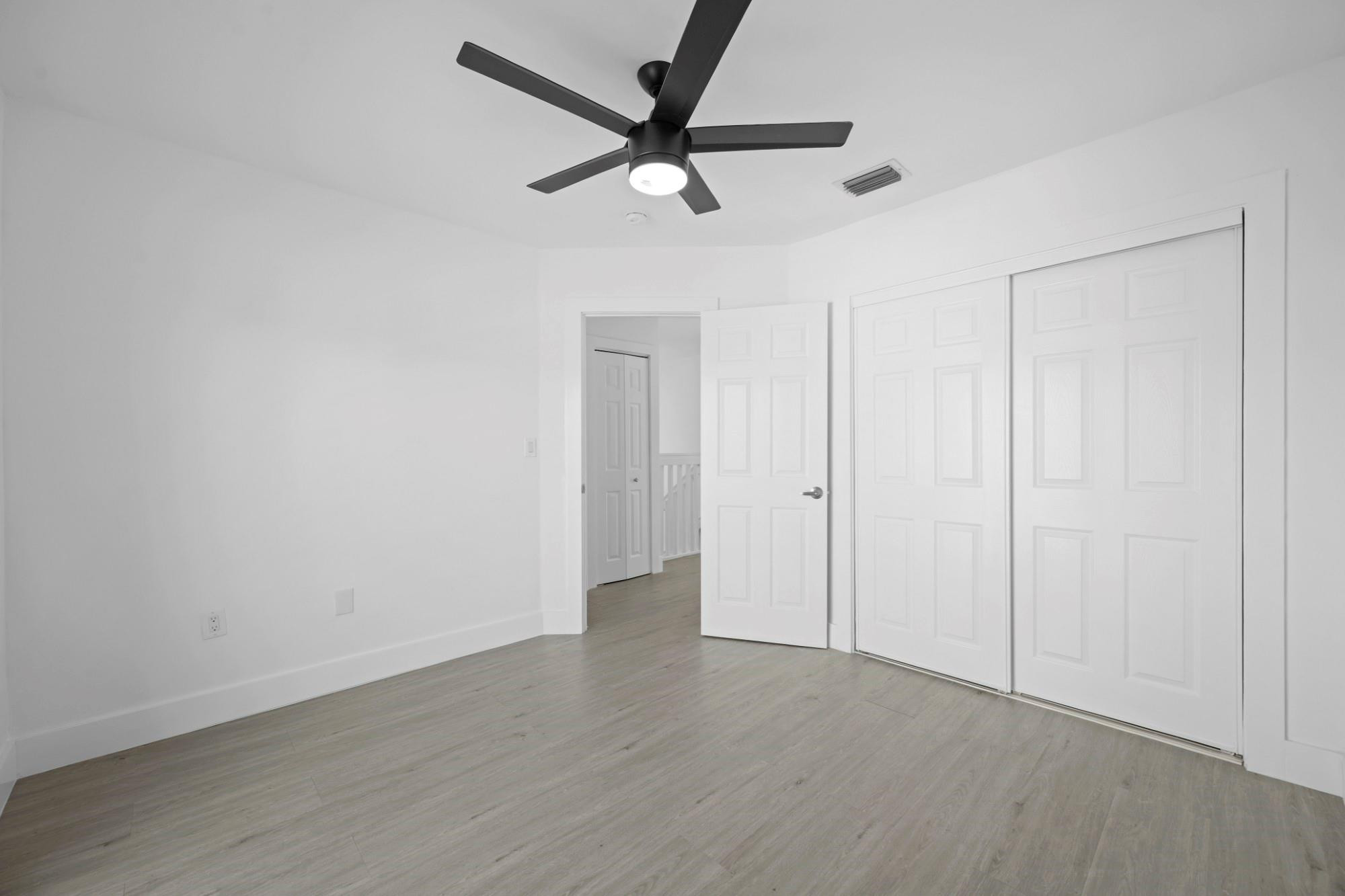 VISTA ALEGRE TOWNHOMES VI - Residential