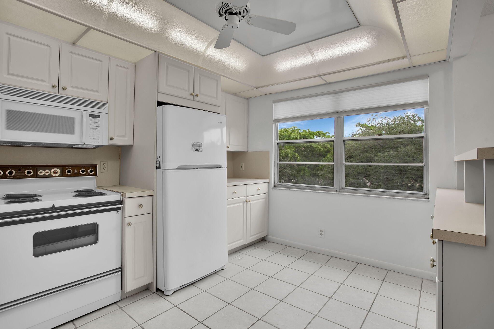 3002 Portofino Isle M3