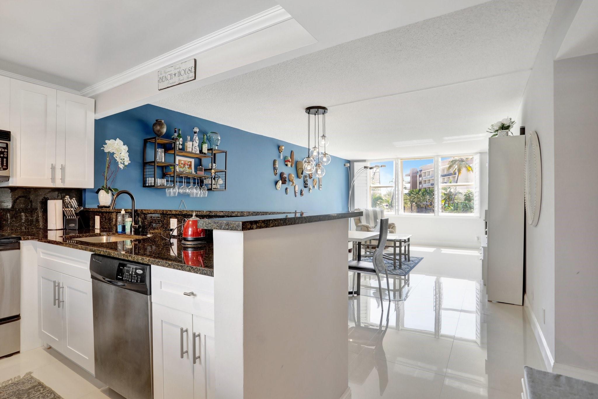 201 N Ocean Blvd 307
