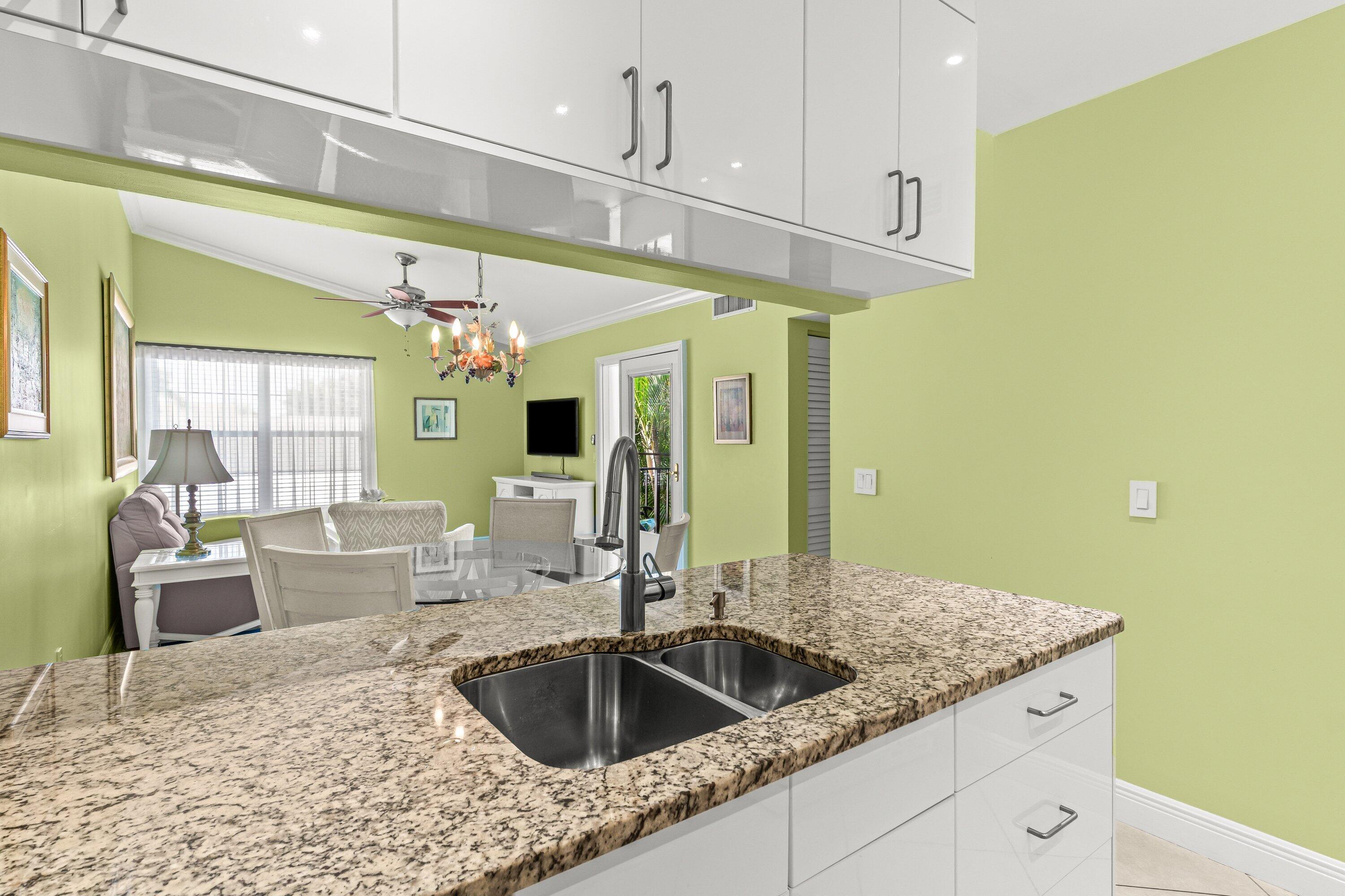 WATERSIDE VILLAGE OF PALM BEACH CONDO - Residential