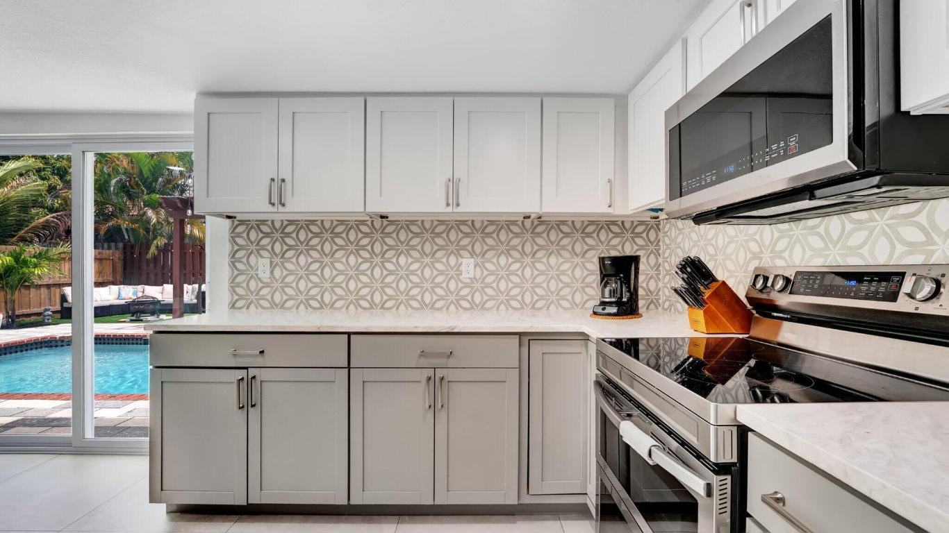 SANDALFOOT COVE SEC 4 - Residential