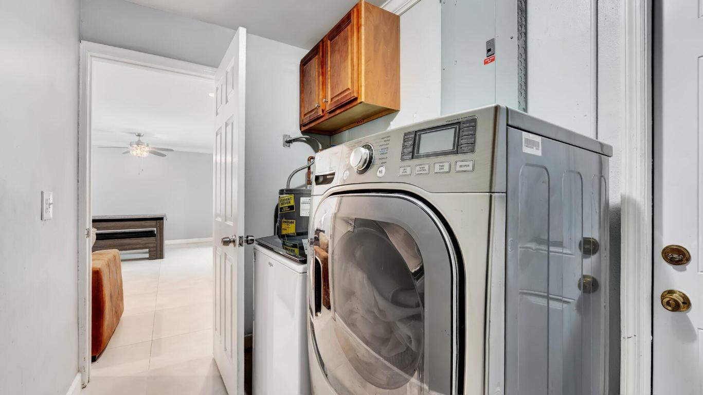 SANDALFOOT COVE SEC 4 - Residential