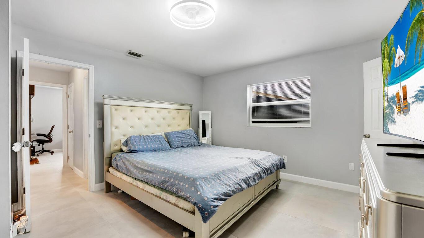 SANDALFOOT COVE SEC 4 - Residential