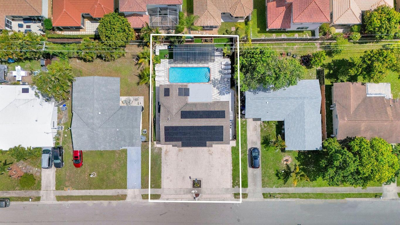 SANDALFOOT COVE SEC 4 - Residential