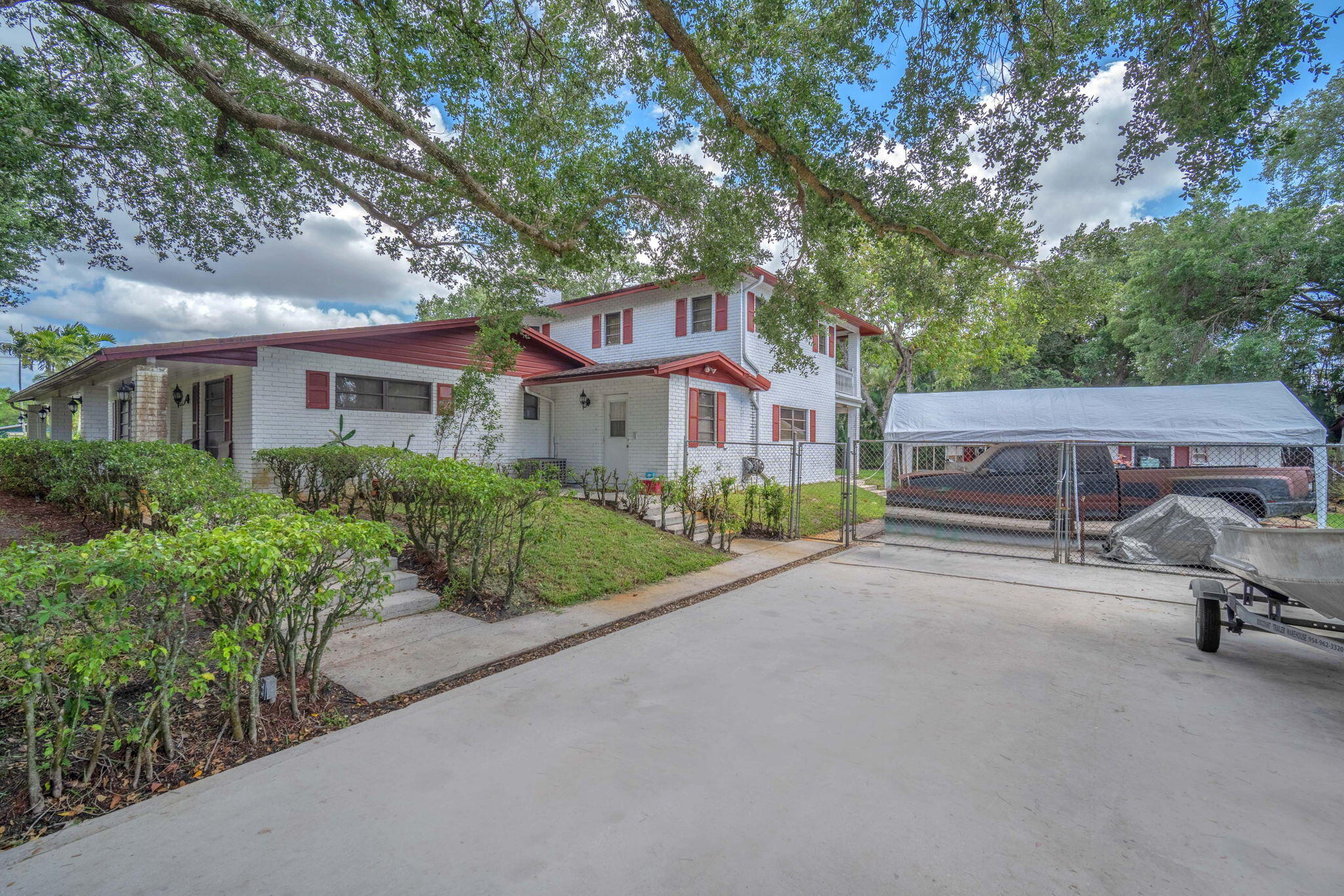 SUNNYLANE FARMS - Residential