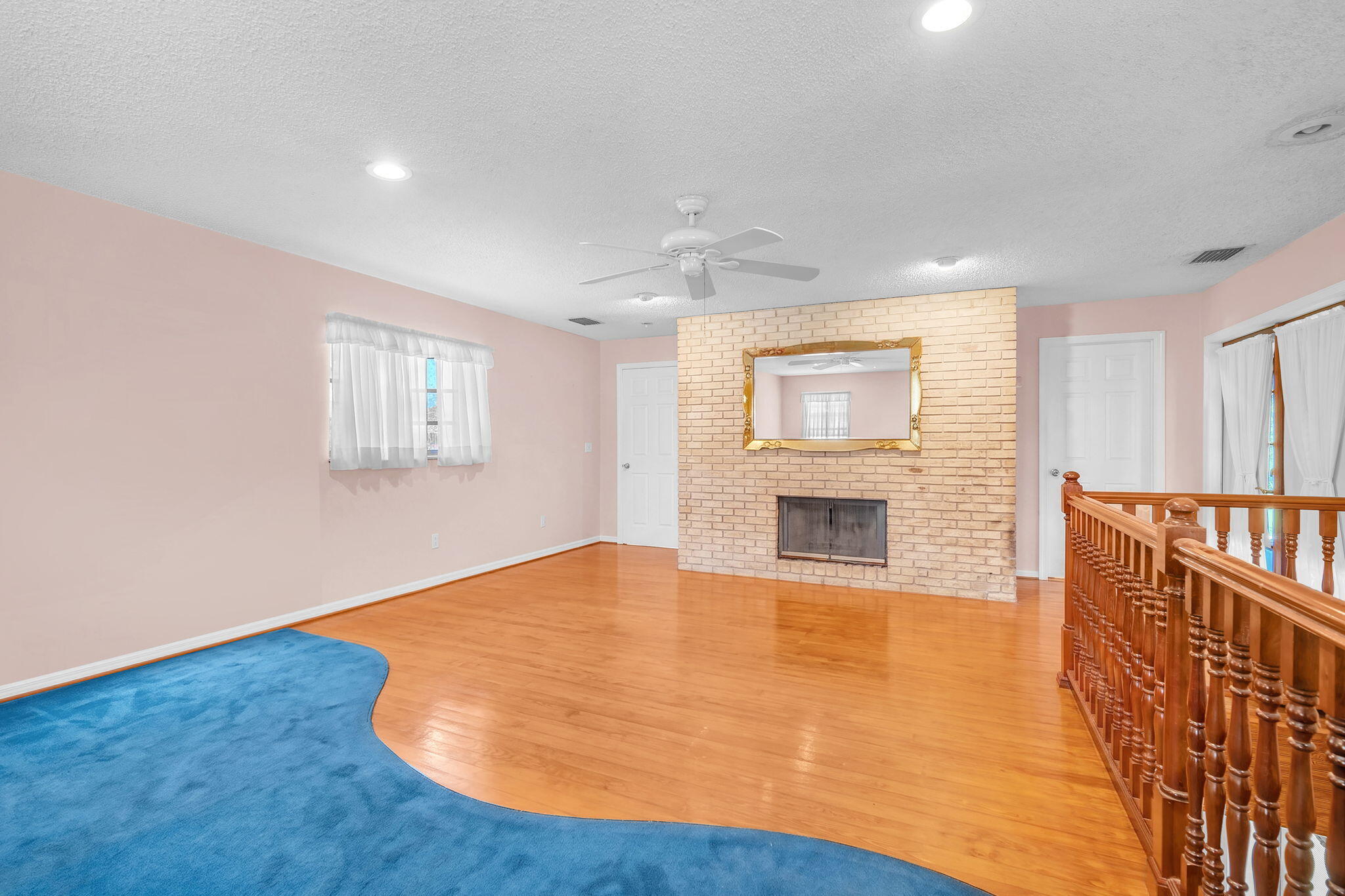 SUNNYLANE FARMS - Residential