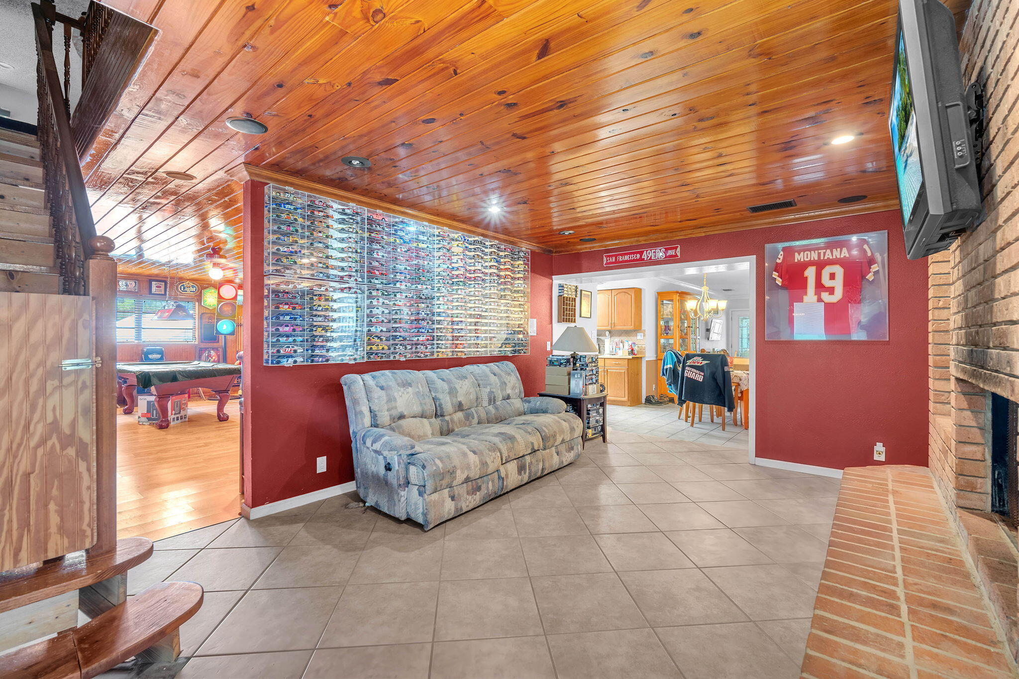 SUNNYLANE FARMS - Residential