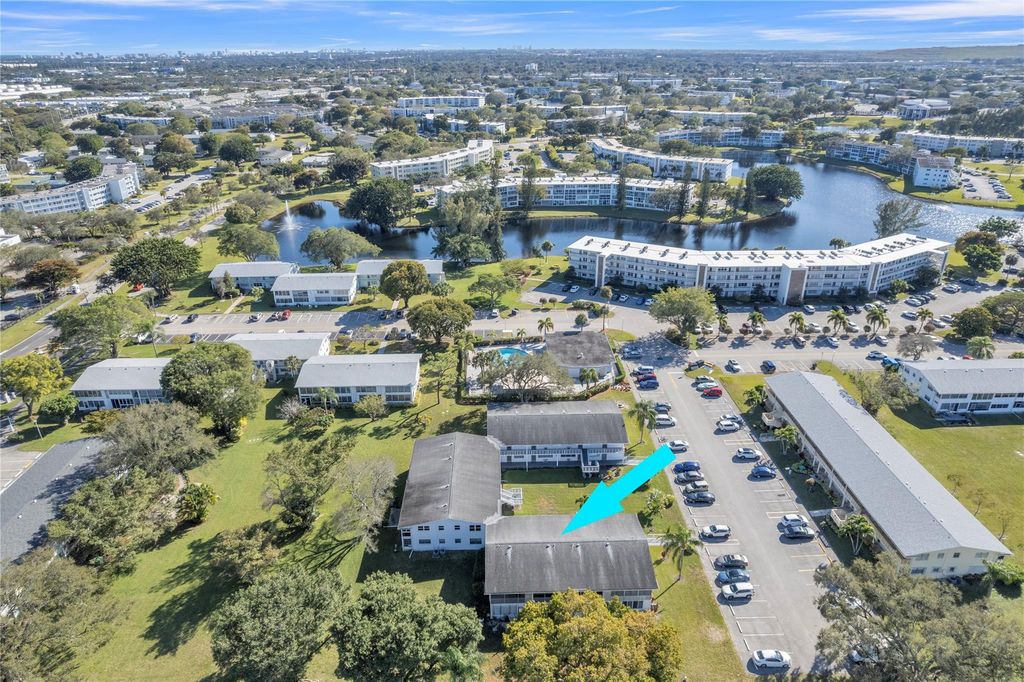 Photo of 176 Westbury J #176, Deerfield Beach, FL 33442 (MLS # F10551707)