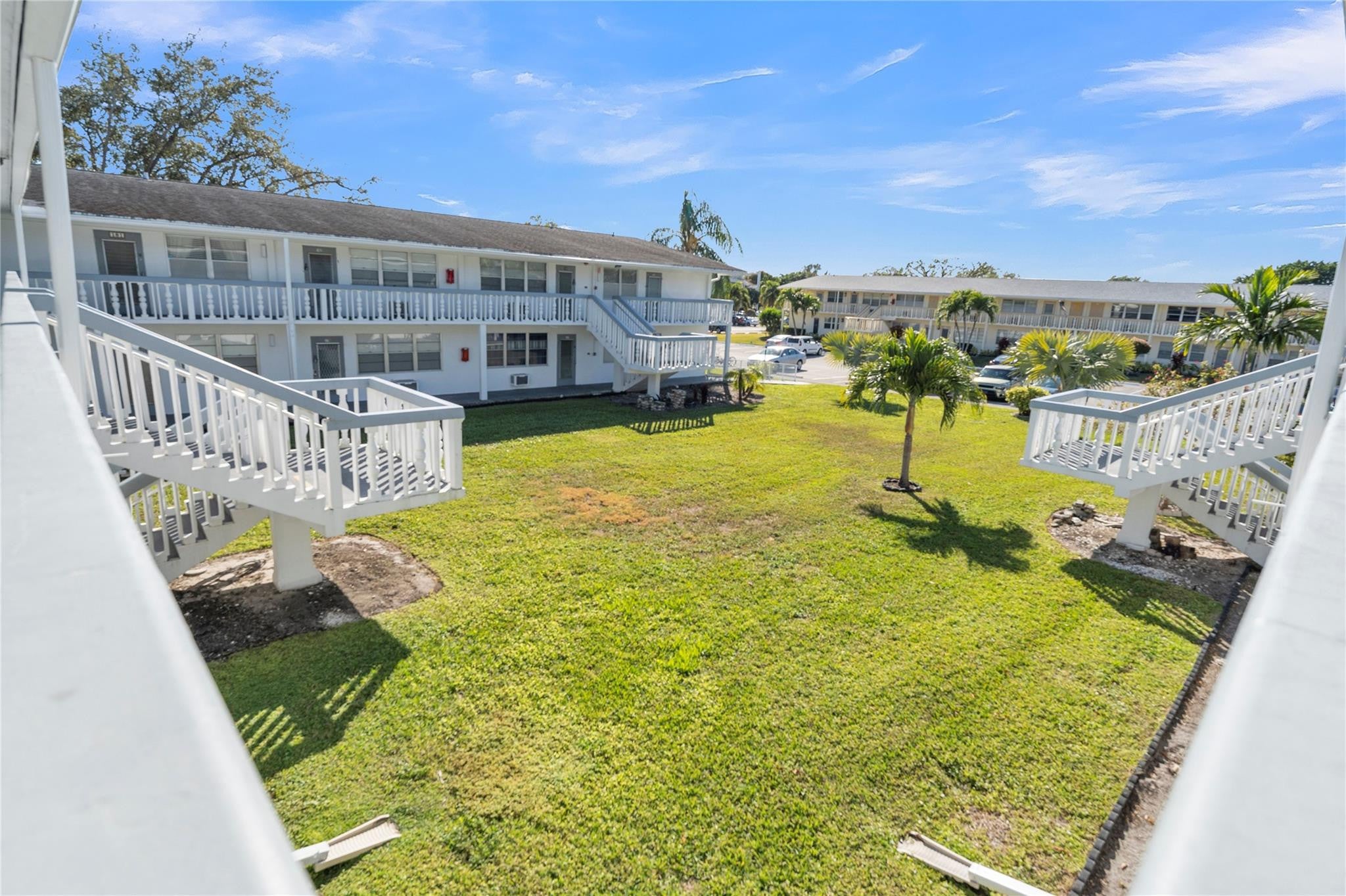 176 Westbury J 176