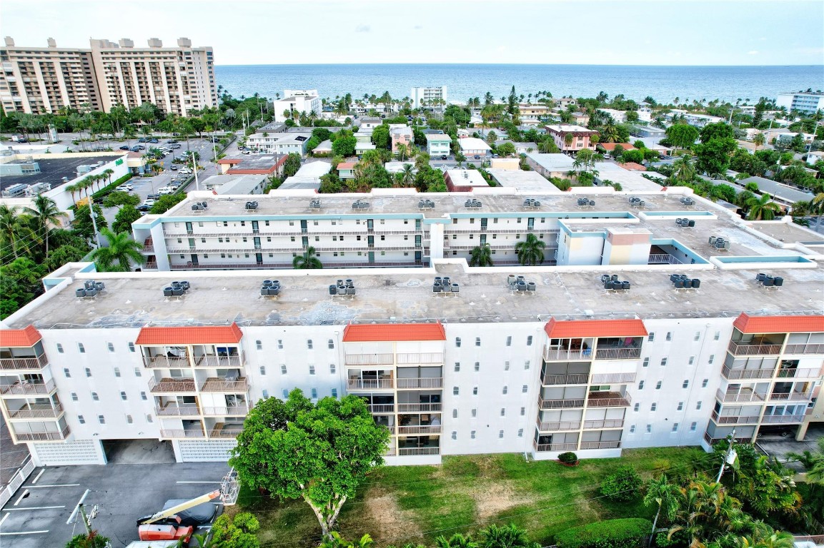 4629 Poinciana Street 204