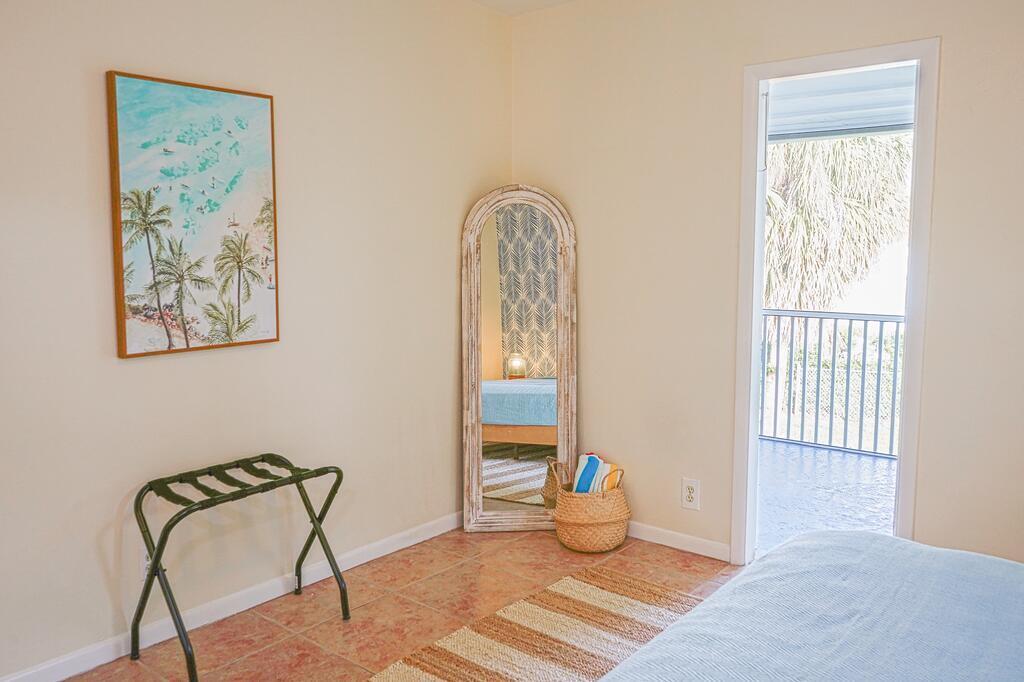 PALM BEACH SHORES IN PB 2 - Residential Lease