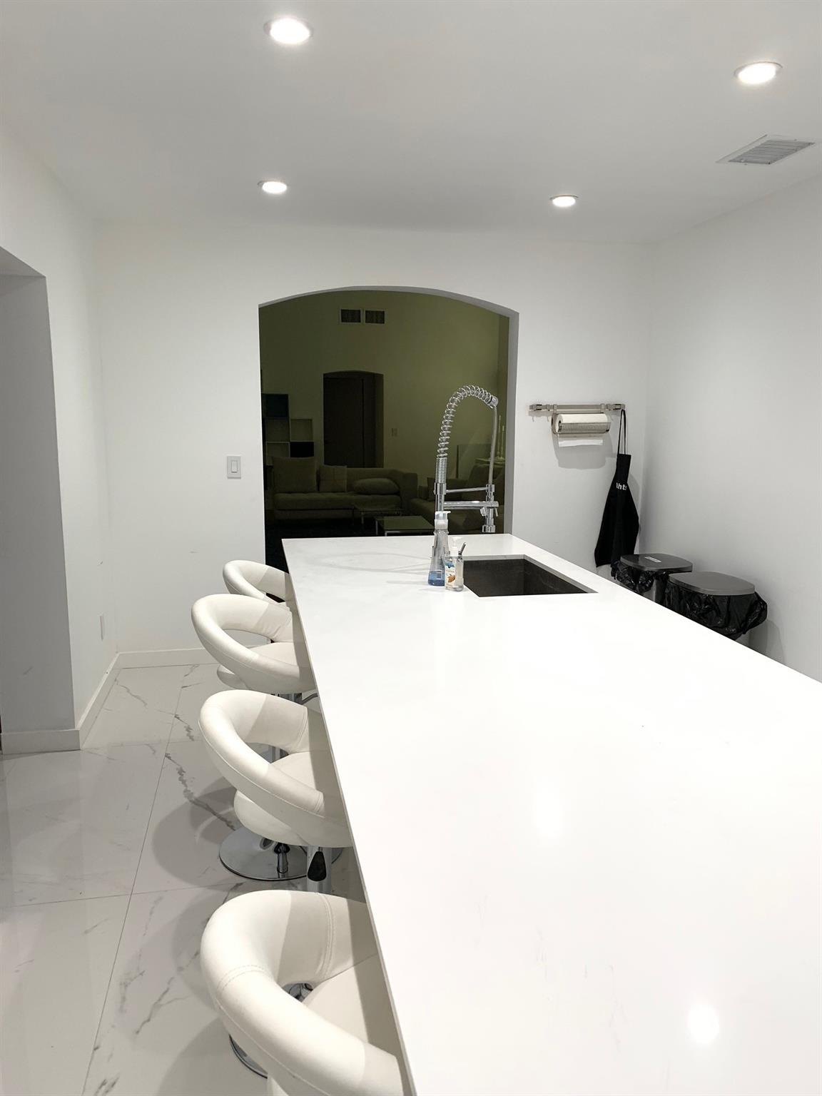 Biscayne Pines - Residential Lease