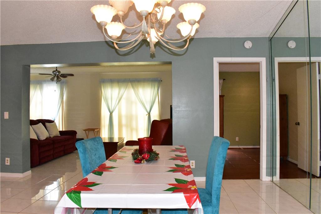 The Meadows Of Crystal La - Residential