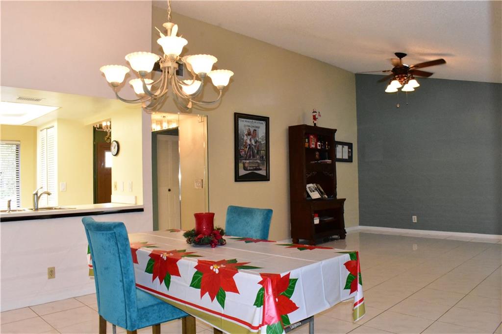 The Meadows Of Crystal La - Residential