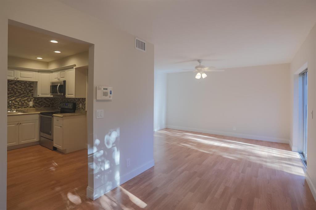 ARROWHEAD GOLF AND TENNIS CLUB CONDO - Residential