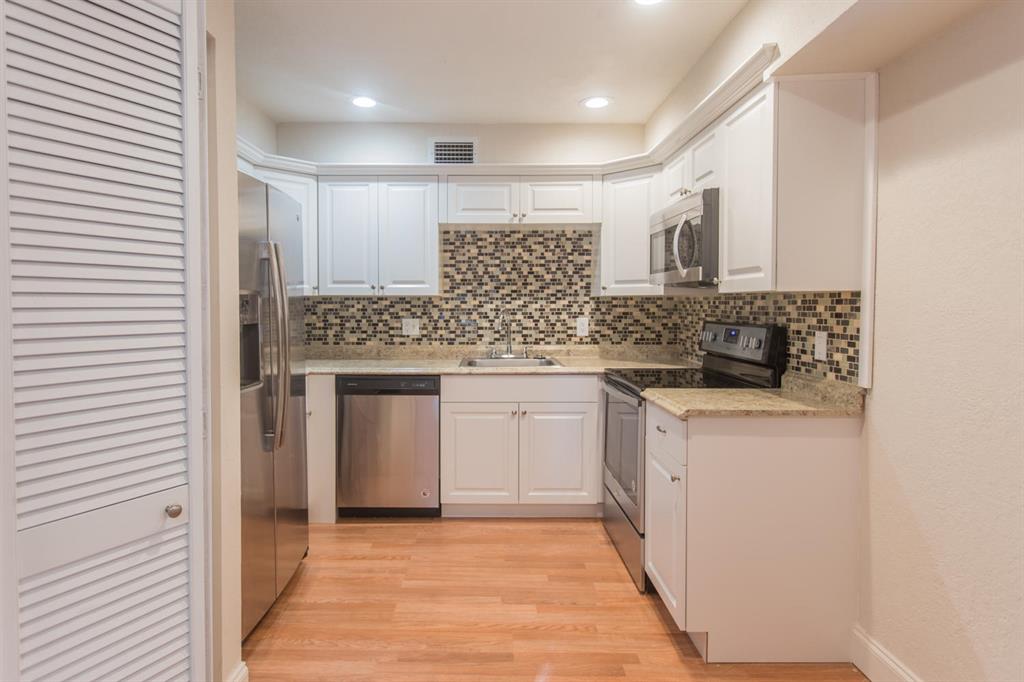 ARROWHEAD GOLF AND TENNIS CLUB CONDO - Residential