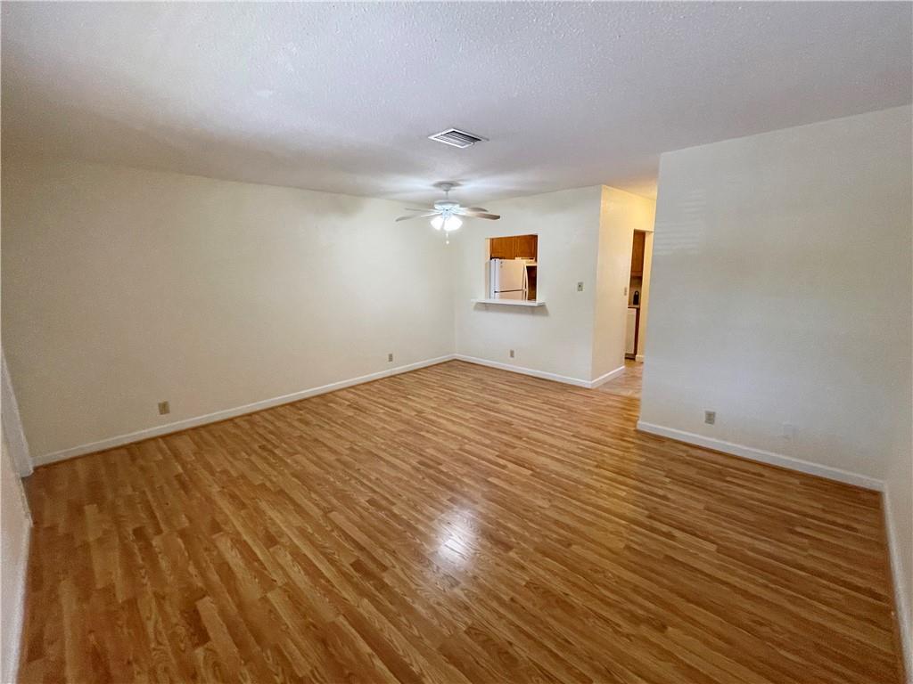 WILTON VILLAGE CONDO - Residential Lease