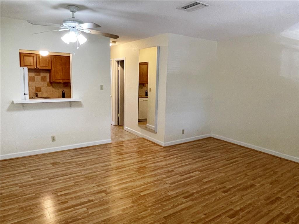 WILTON VILLAGE CONDO - Residential Lease