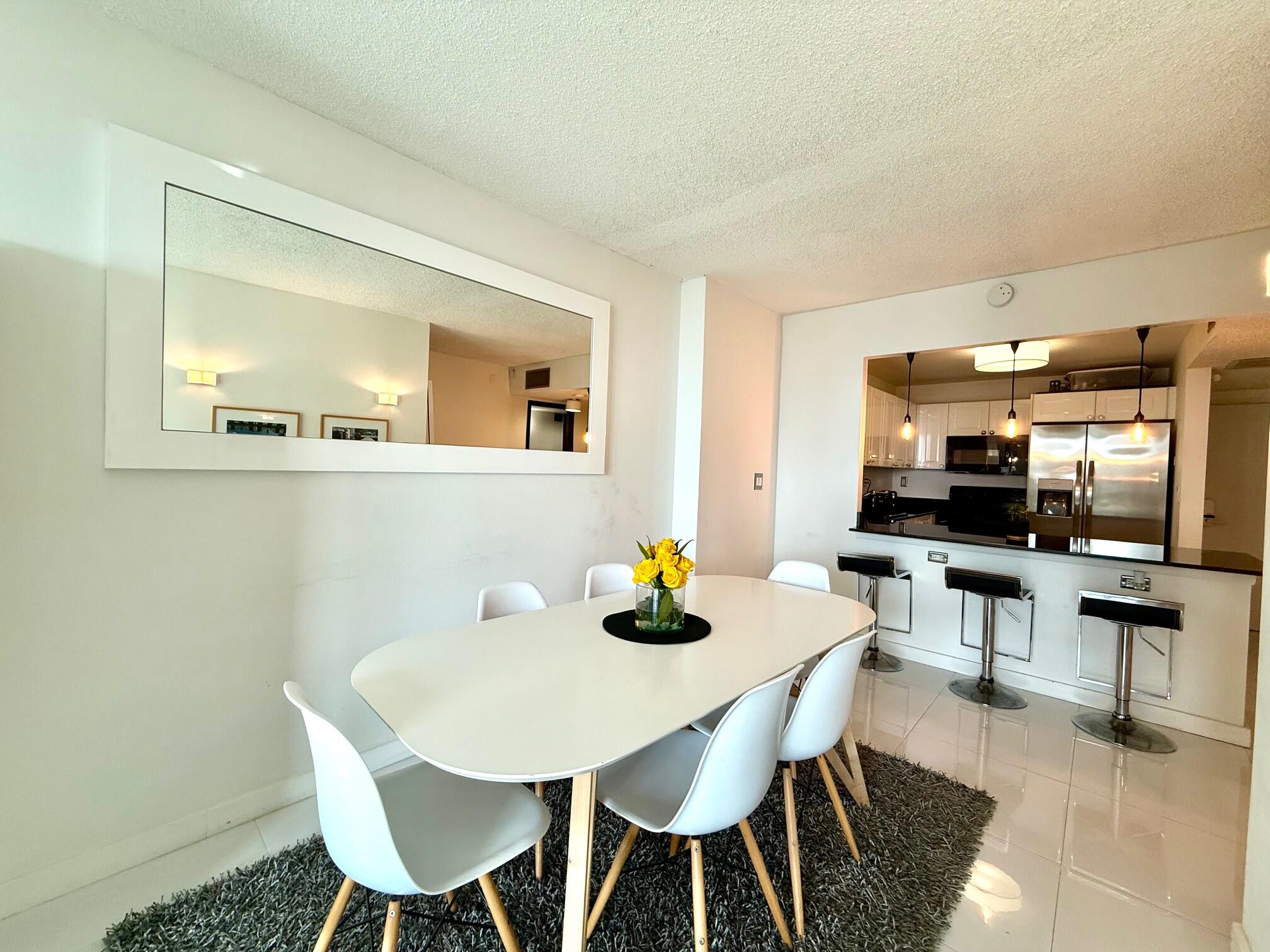 RONEY PALACE CONDO - Residential