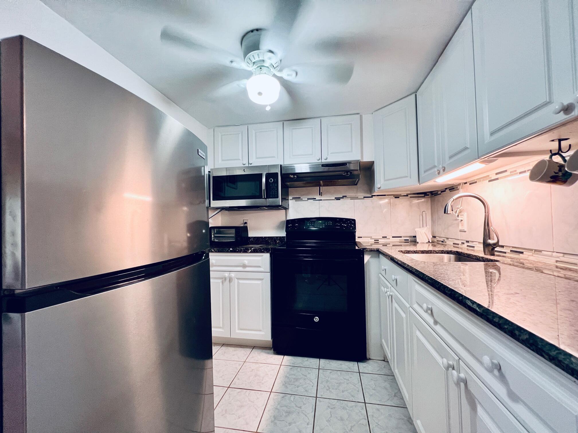 319 Norwich N, West Palm Beach, FL, 33417/$72,000 1 319 Norwich N