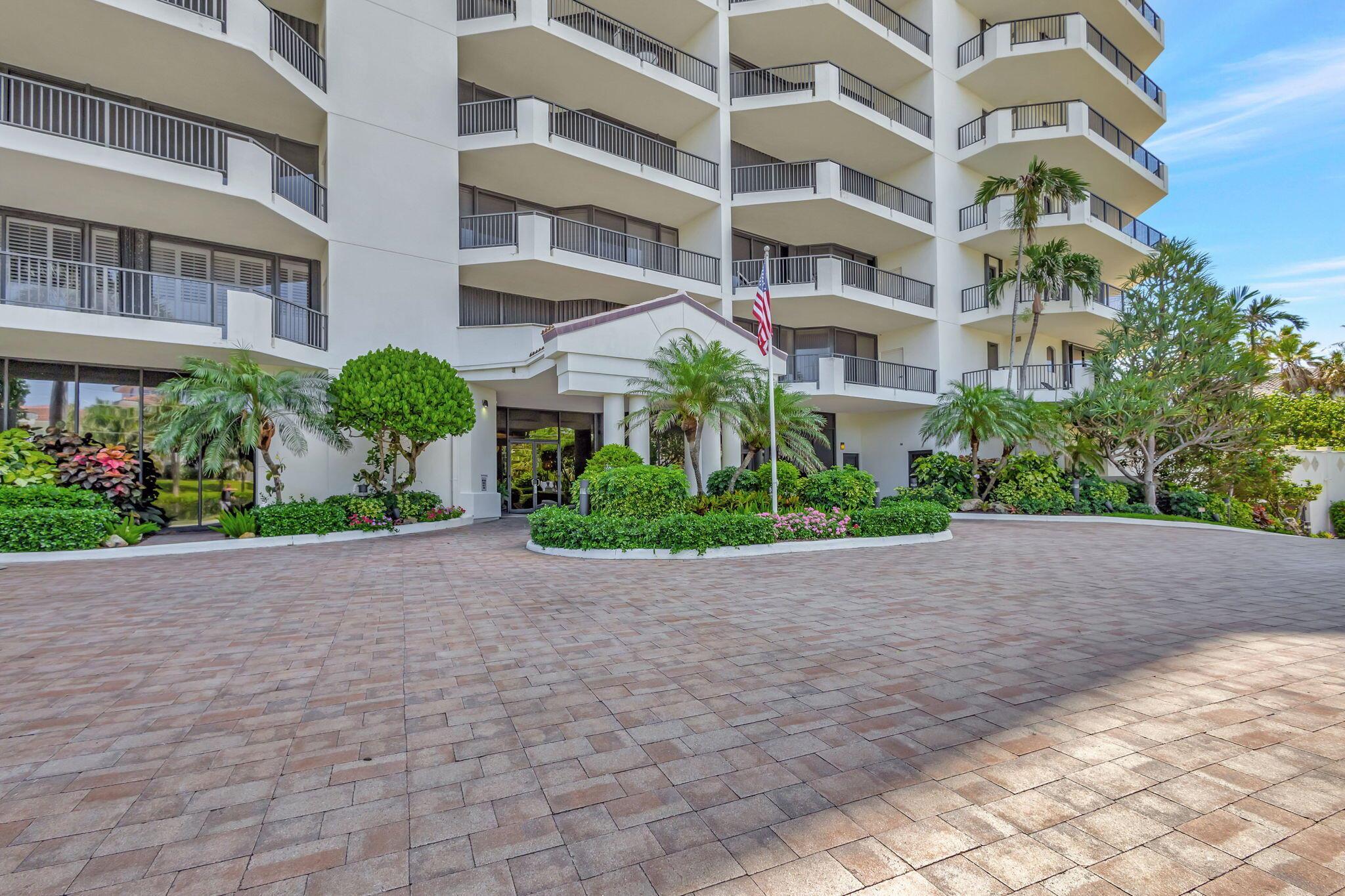 800 Ocean Drive 404