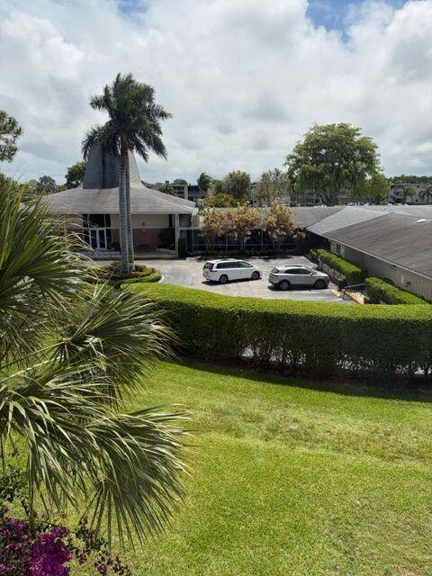 LAKE CLARKE GARDENS CONDO 10 - Residential