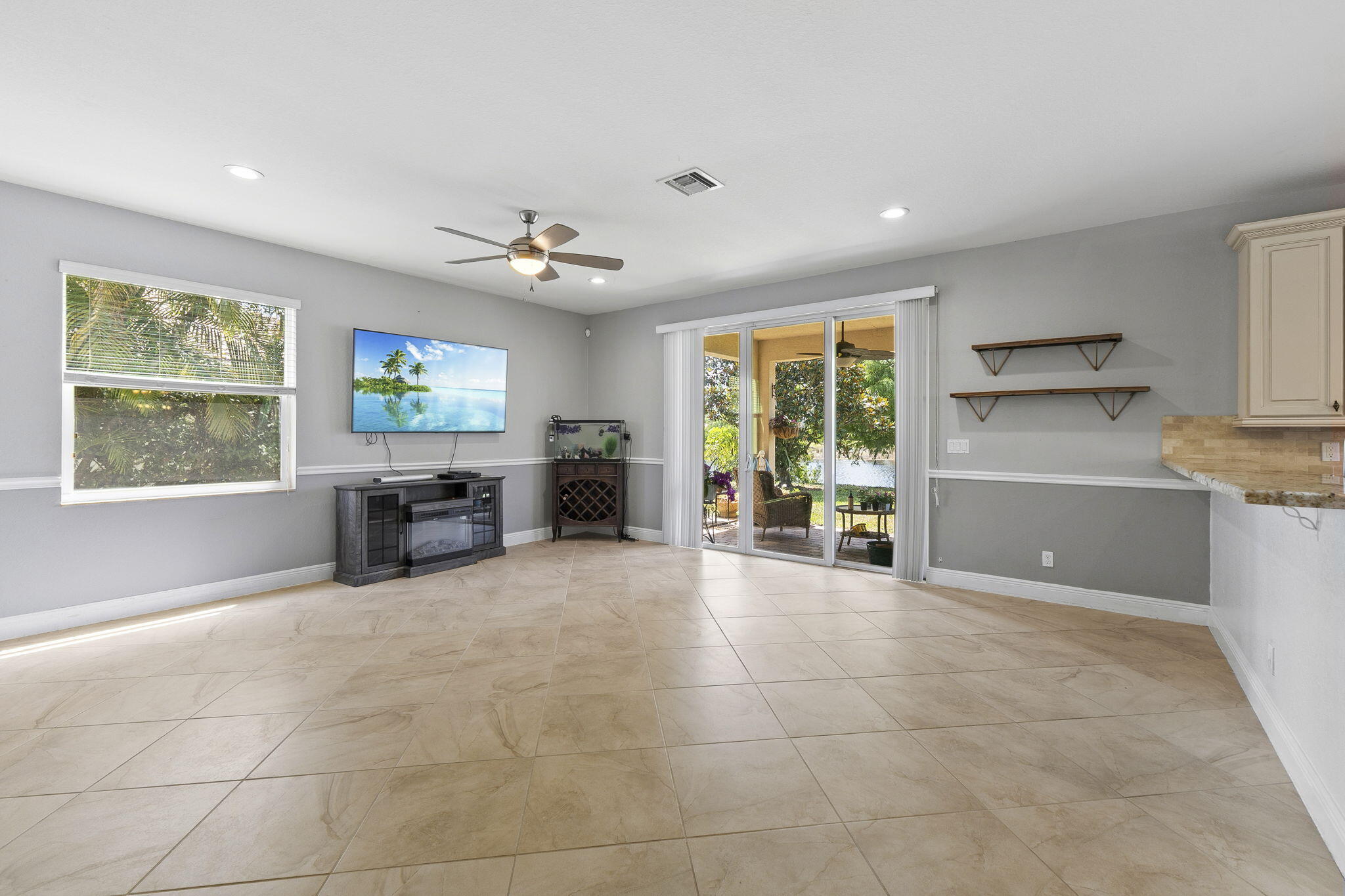 COVE LAKES PUD - Residential