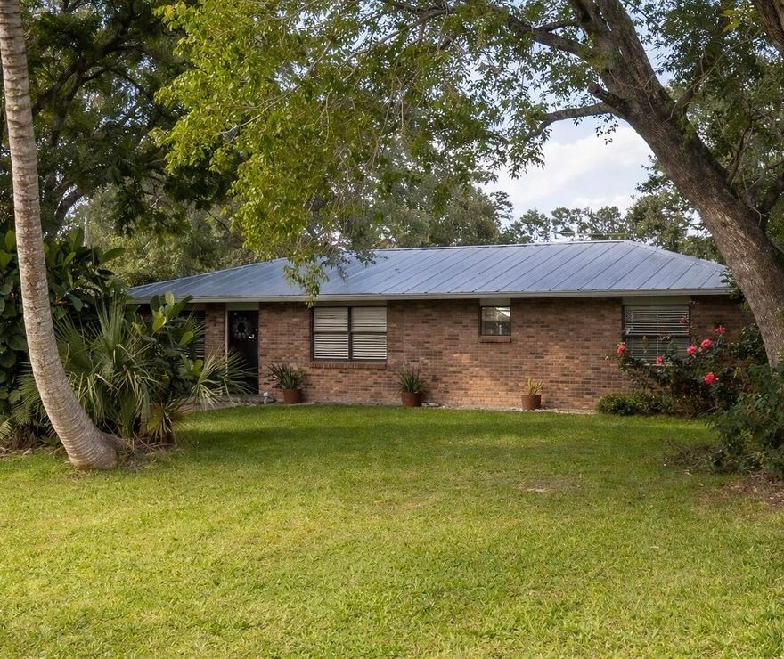 Nestled away in the back of a quiet neighborhood, this beautifully remodeled 2-bedroom, 2-bath home is located in the heart of Port St. Lucie.

Featuring a modern open-concept layout, this home has been thoughtfully updated and is move-in ready. Conveniently situated just off Gatlin Blvd, you're minutes from shopping centers, Tradition Square, I-95, and Tradition Medical Center.

Enjoy comfort, style, and an unbeatable location all in one!

Motivated Sellers!

Sellers are currently building a home and are seeking either a lease-back option or a closing in mid to late May.


Please allow at least 24 hours' notice for showings (some exceptions may be accommodated). Pets are on the premises, and owners will be present for all showings.

ALL SIZES APPROXIMATE.