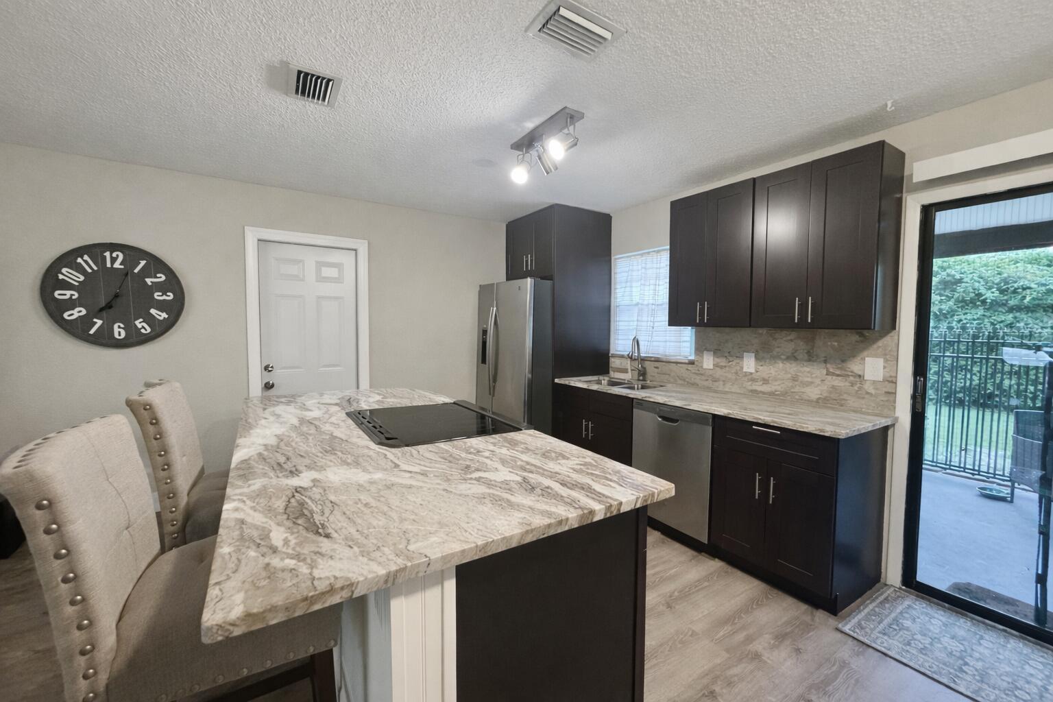 2325 SW Independence Road SW