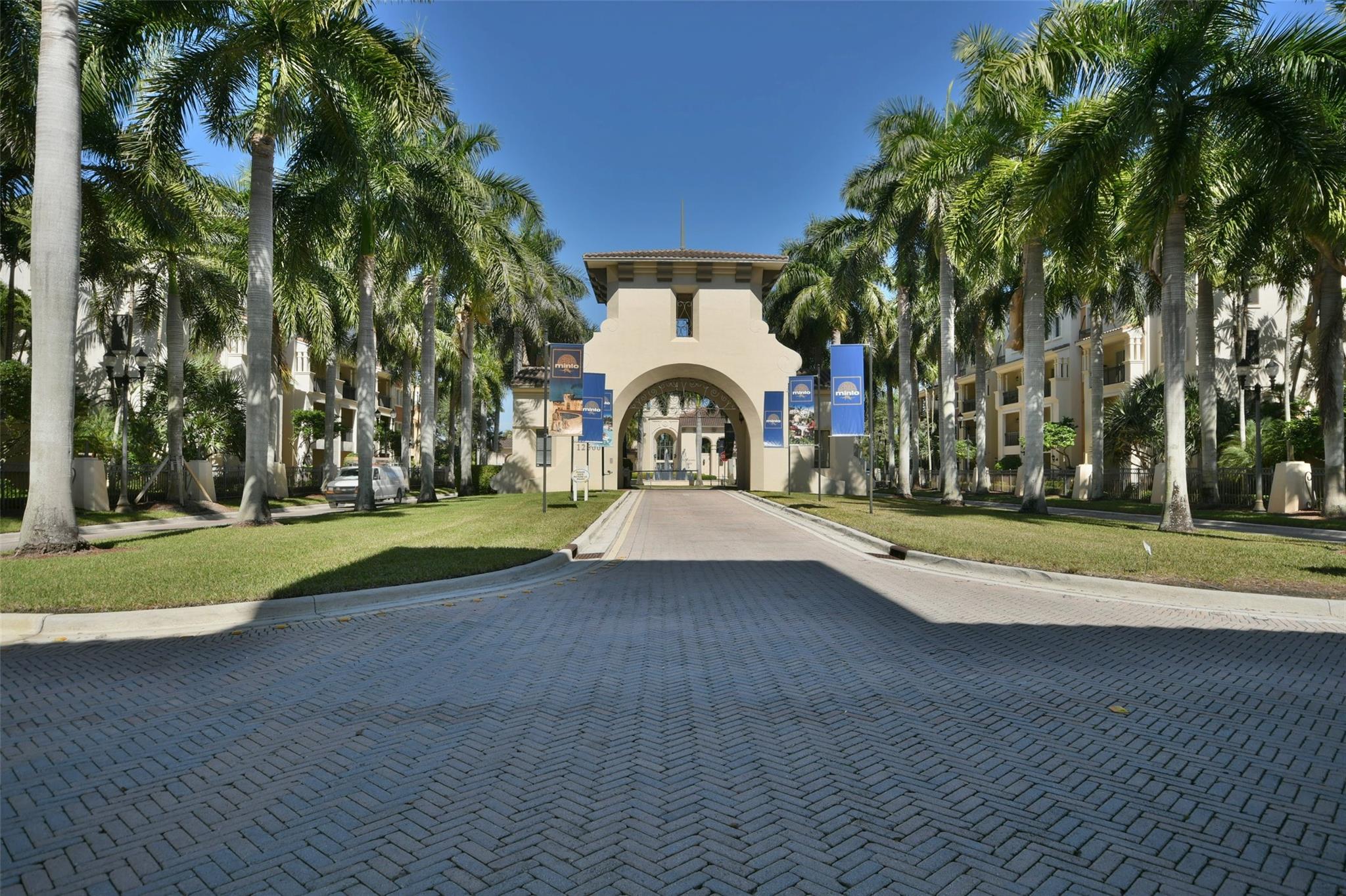 ARTESIA - Residential Lease