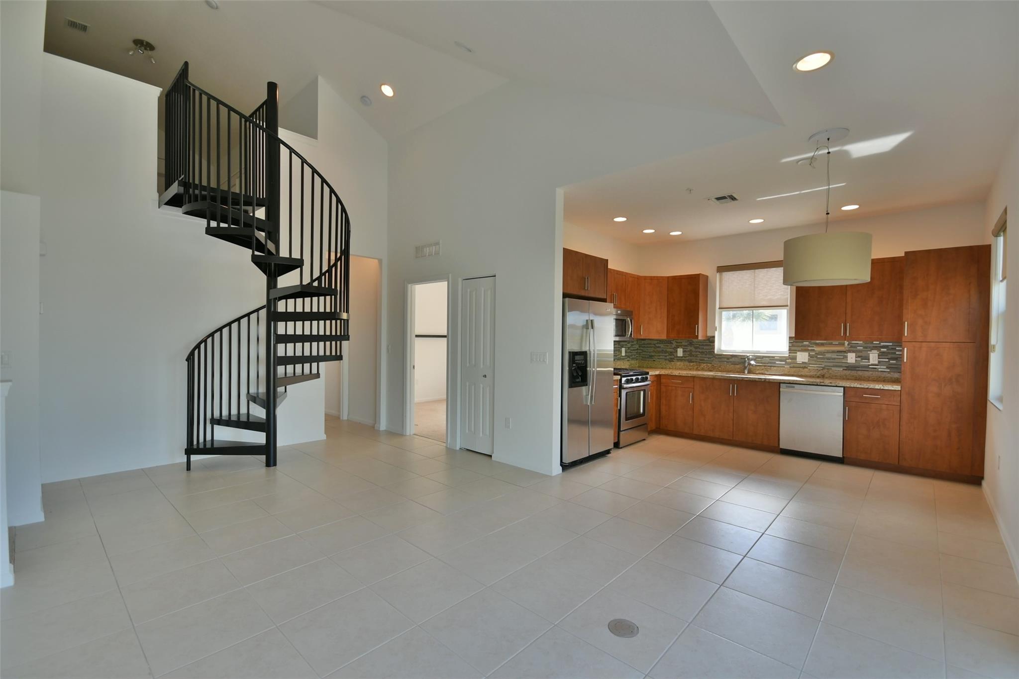 ARTESIA - Residential Lease